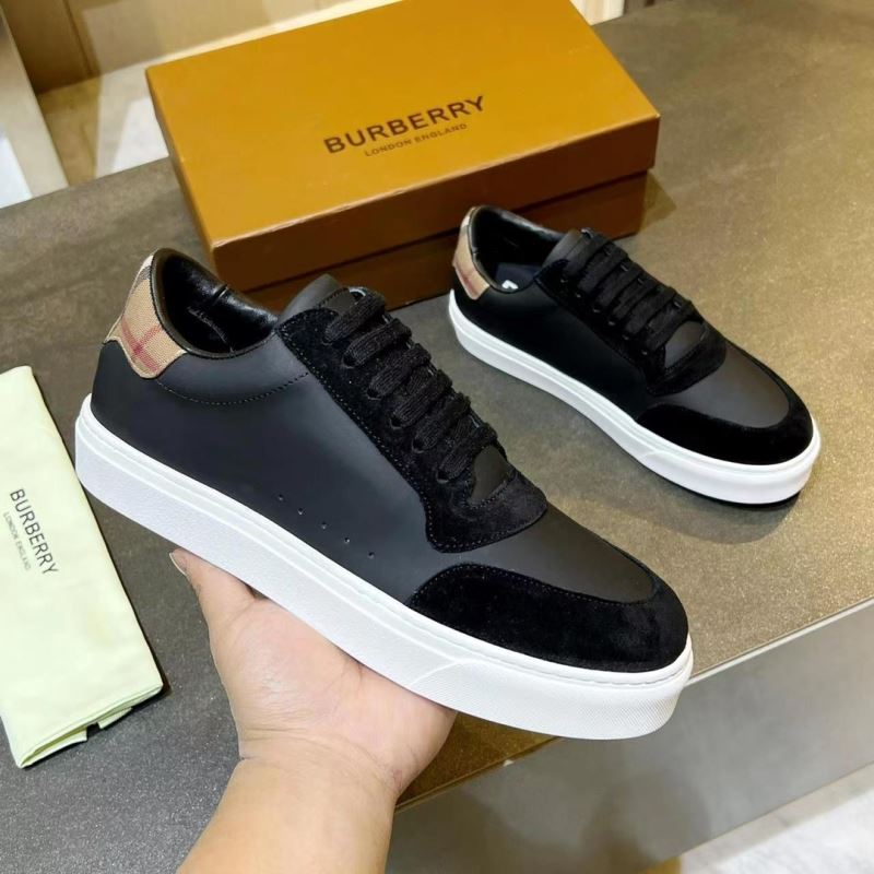 Burberry Low Shoes